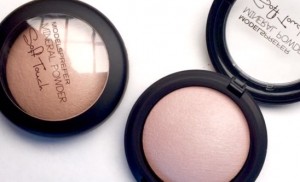 Models prefer soft touch mineral powder